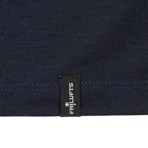 FRILUFTS MATHRAKI PRINTED T-SHIRT Herren Funktionsshirt DARK SAPPHIRE BIKE EQUIPMENT 5 FRILUFTS MATHRAKI PRINTED T-SHIRT Herren Funktionsshirt DARK SAPPHIRE BIKE EQUIPMENT – Bild 3